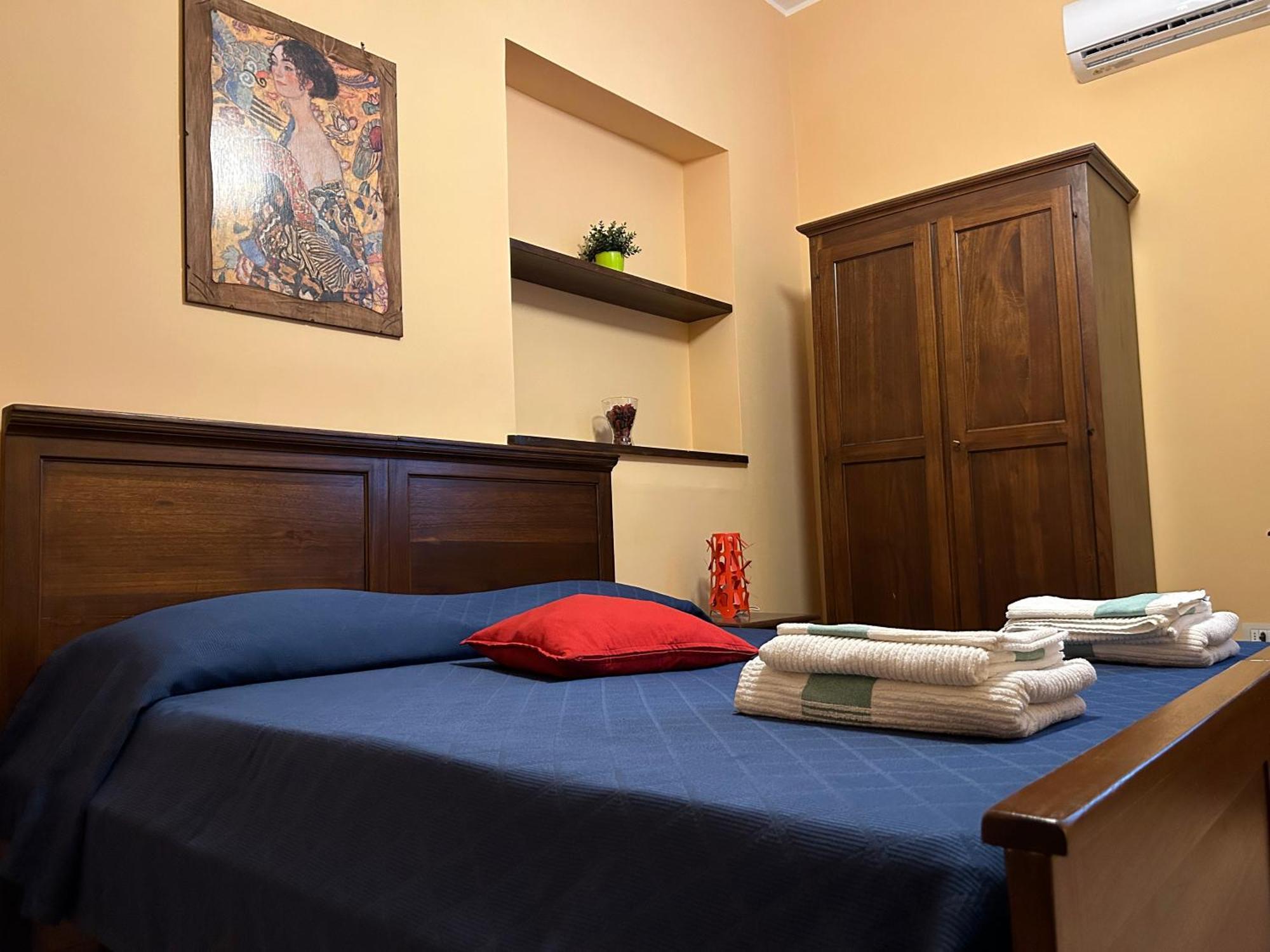 Affittacamere Sleepin Montesanto *